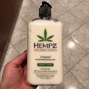 Hempz body lotion